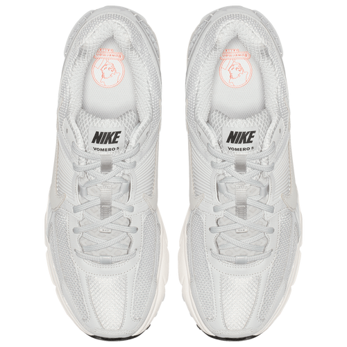 Nike Zoom Vomero 5 Image 5 of 6. Tap to open photo gallery.