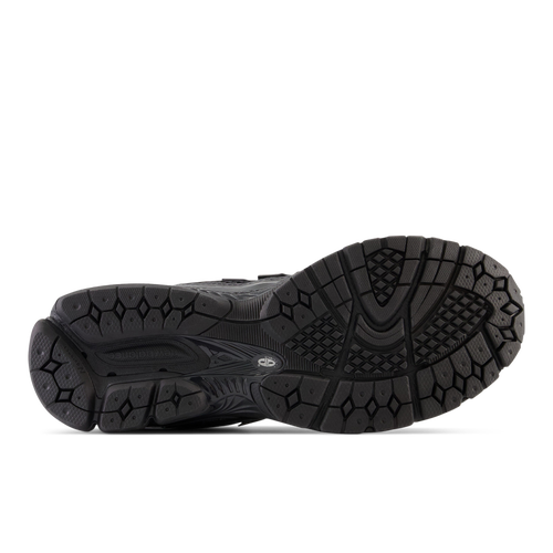 New Balance 1960R Image 6 of 6. Tap to open photo gallery.