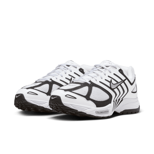 Nike Pegasus 2005 Image 2 of 9. Tap to open photo gallery.
