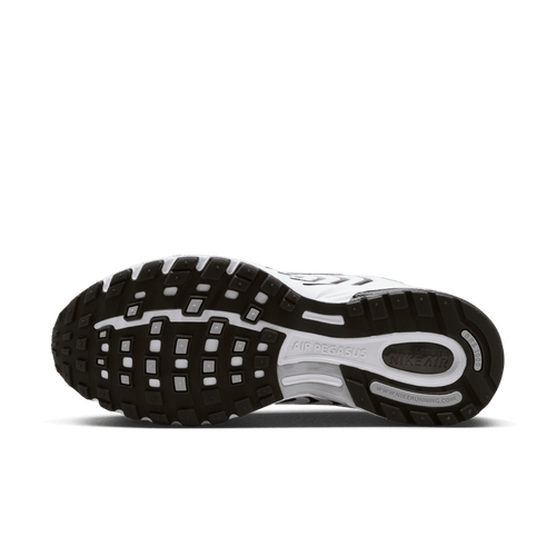 Nike Pegasus 2005 Image 6 of 9. Tap to open photo gallery.