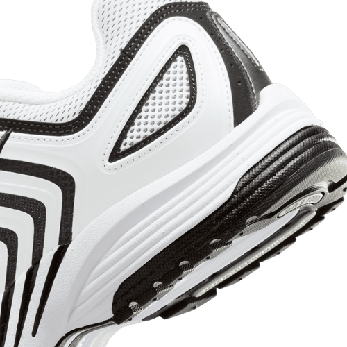 Nike Pegasus 2005 Image 8 of 9. Tap to open photo gallery.