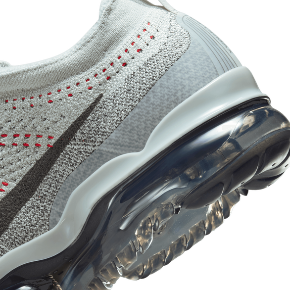Nike Air VaporMax 2023 Flyknit Image 8 of 8. Tap to open photo gallery.