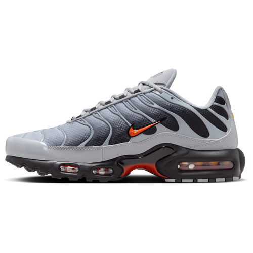 Nike Tuned 1 Image 4 of 8. Tap to open photo gallery.