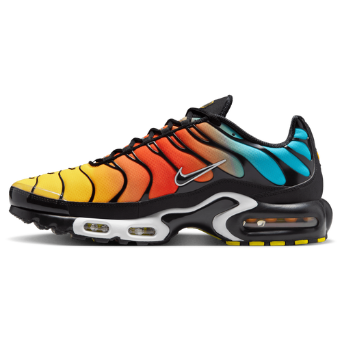 Nike Tuned 1 Image 4 of 8. Tap to open photo gallery.