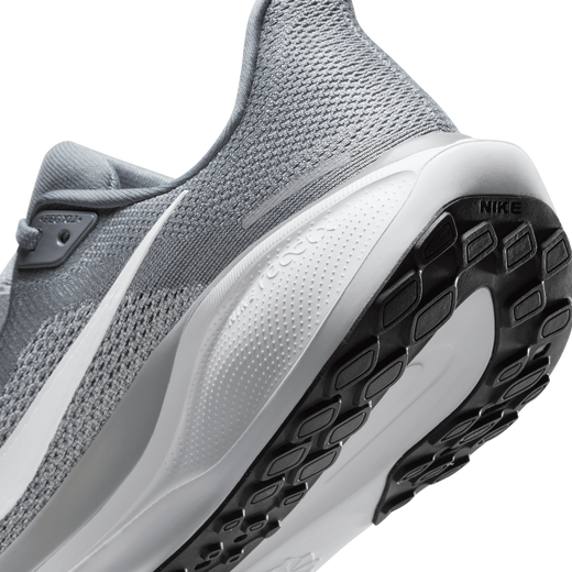 Nike Zoom Pegasus 41 Image 8 of 8. Tap to open photo gallery.