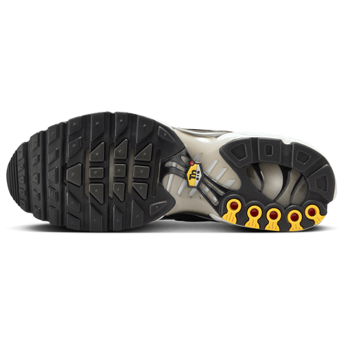 Nike Tuned 1 Image 6 of 8. Tap to open photo gallery.