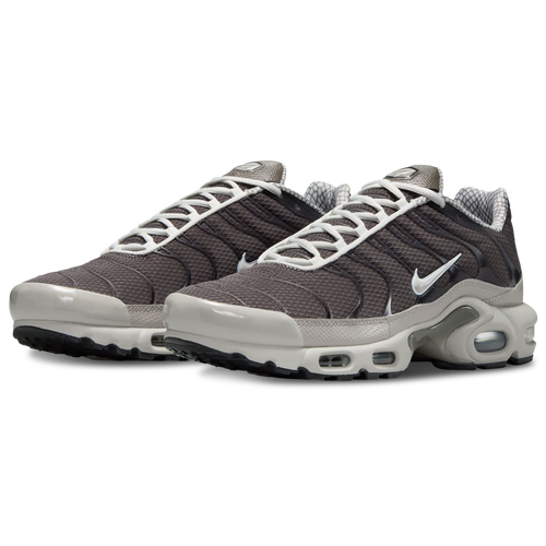 Nike Tuned 1 Image 2 of 9. Tap to open photo gallery.