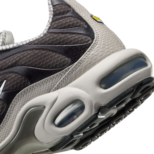 Nike Tuned 1 Image 7 of 9. Tap to open photo gallery.