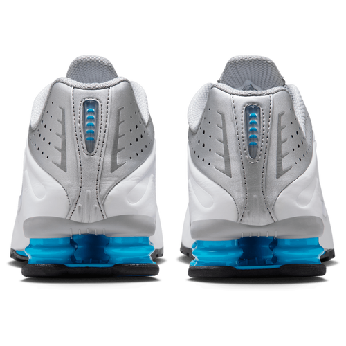 Nike Shox R4 Image 3 of 8. Tap to open photo gallery.