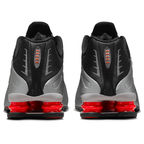 Foot locker nike shox r4 shop