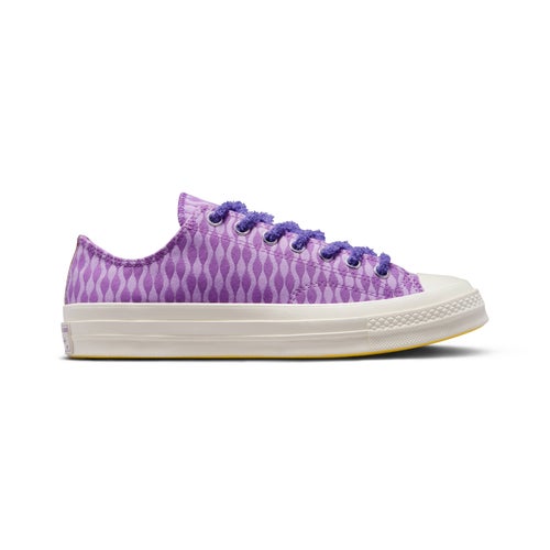 Converse Chuck Taylor 70 Image 1 of 6. Tap to open photo gallery.