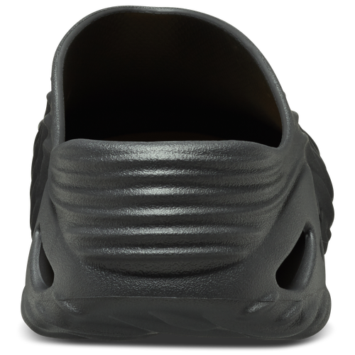 Crocs Echo Wave Image 3 of 7. Tap to open photo gallery.