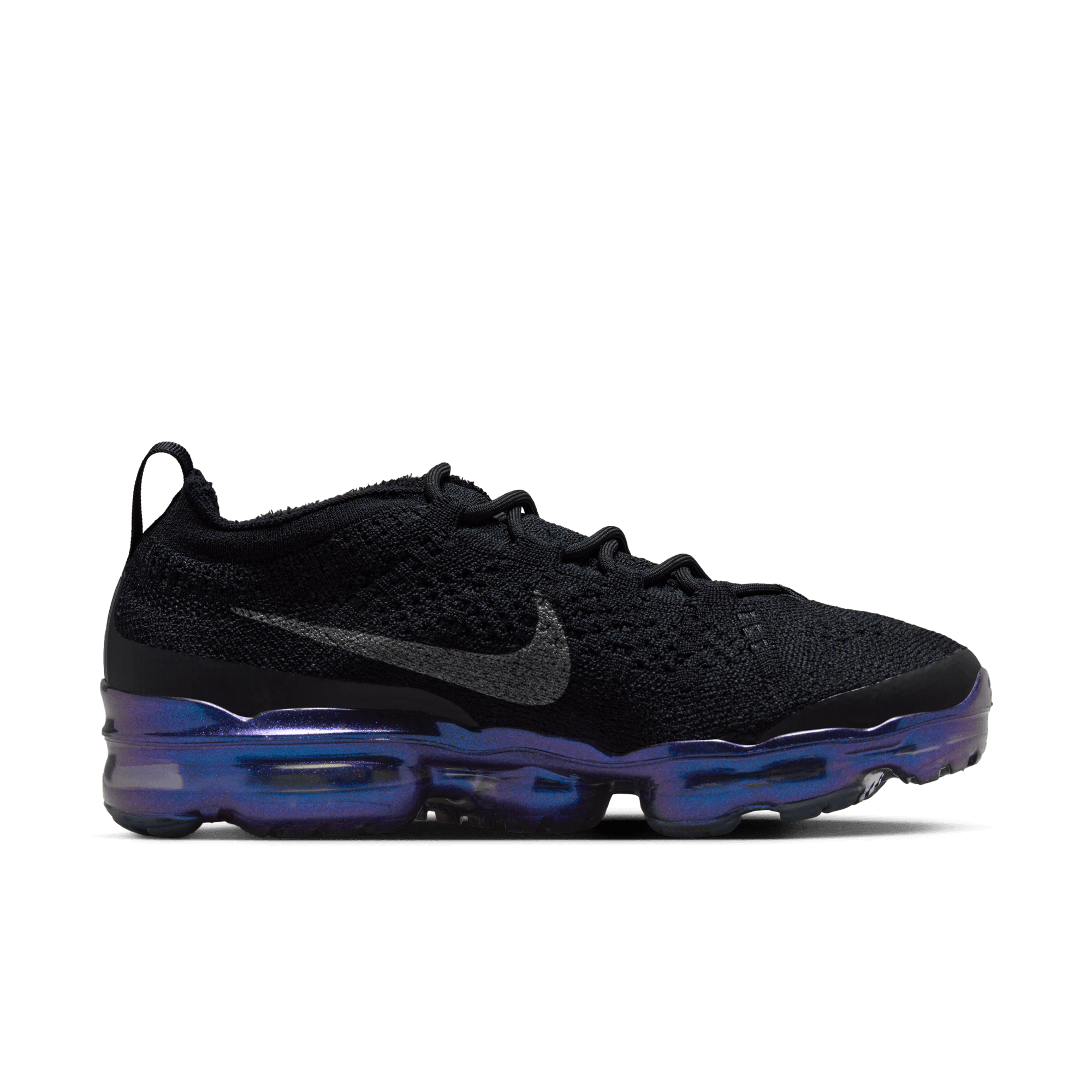 All store black vapormax