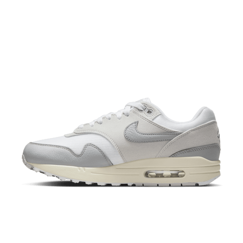 Nike Air Max 1 Image 4 of 11. Tap to open photo gallery.