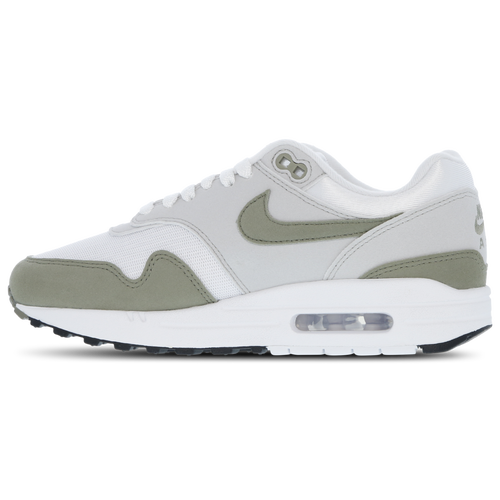 Nike Air Max 1 Image 4 of 6. Tap to open photo gallery.