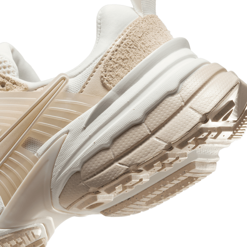 Nike V2K Run Image 8 of 8. Tap to open photo gallery.