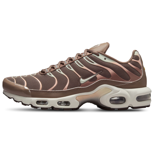 Nike Tuned Image 4 of 10. Tap to open photo gallery.