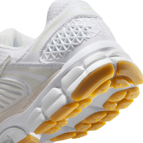 Nike Zoom Vomero 5 Image 8 of 8. Tap to open photo gallery.