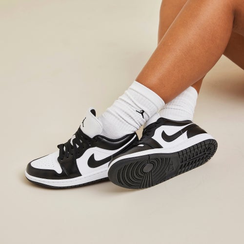 Jordan 1 Low Image 9 of 9. Tap to open photo gallery.