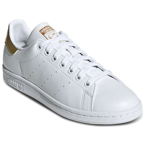 adidas Stan Smith Image 2 of 8. Tap to open photo gallery.