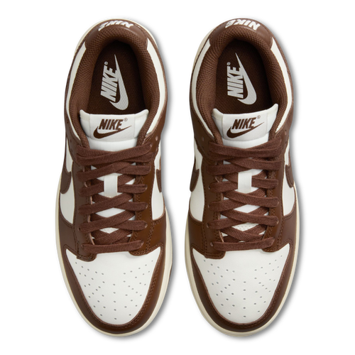 Nike Dunk Low Image 5 of 6. Tap to open photo gallery.