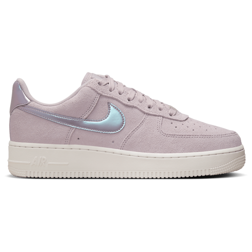 Nike Air Force 1 '07 Image 1 of 8. Tap to open photo gallery.