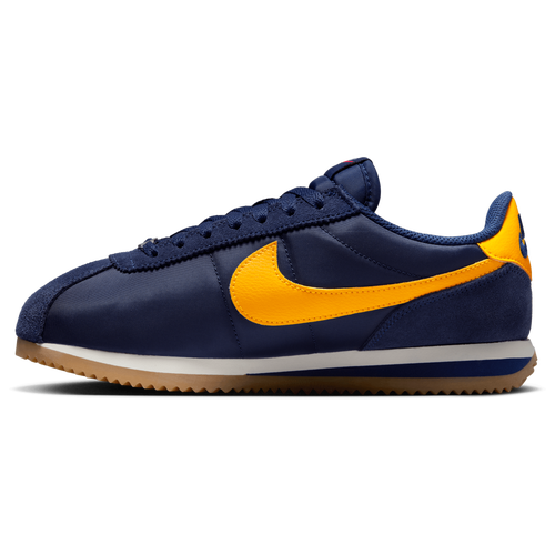 Nike Cortez Leather Image 4 of 8. Tap to open photo gallery.