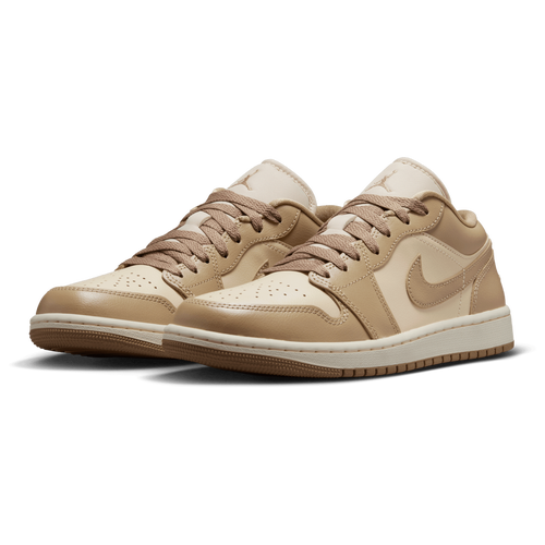 Jordan 1 Low Image 2 of 9. Tap to open photo gallery.