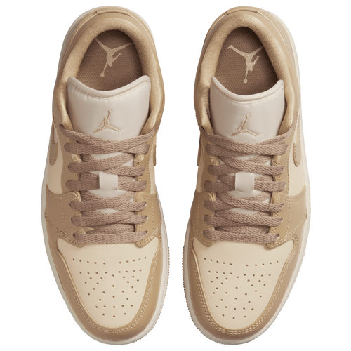 Jordan 1 Low Image 5 of 9. Tap to open photo gallery.