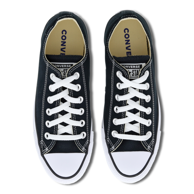 Converse Chuck Taylor All Star Low Image 5 of 6. Tap to open photo gallery.