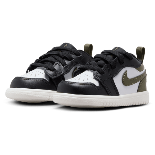 Jordan 1 Low Alt Image 2 of 8. Tap to open photo gallery.