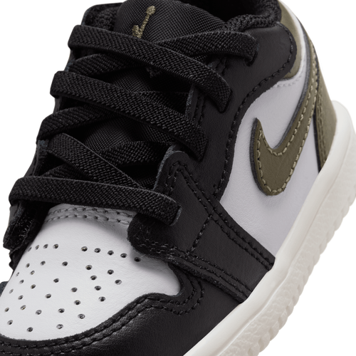 Jordan 1 Low Alt Image 7 of 8. Tap to open photo gallery.