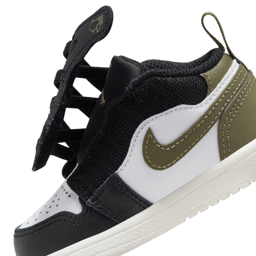 Jordan 1 Low Alt Image 8 of 8. Tap to open photo gallery.