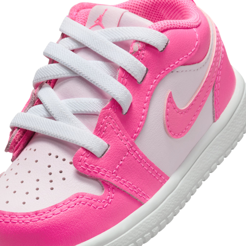 Jordan 1 Low Image 7 of 8. Tap to open photo gallery.