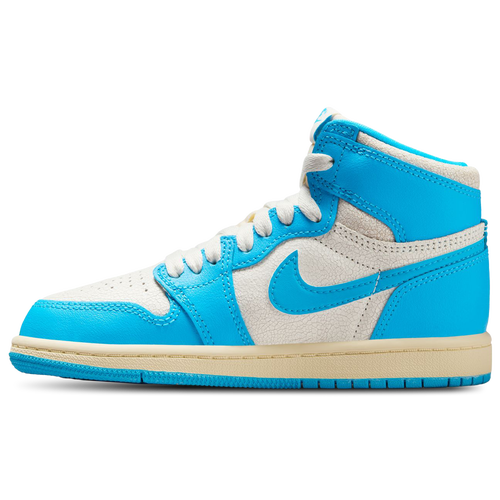Jordan 1 Retro High OG Image 4 of 9. Tap to open photo gallery.