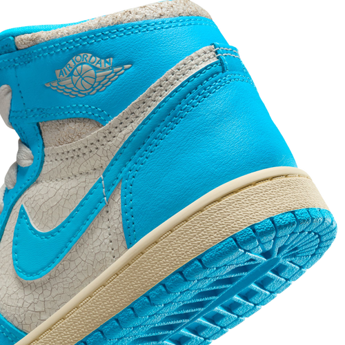 Jordan 1 Retro High OG Image 7 of 9. Tap to open photo gallery.