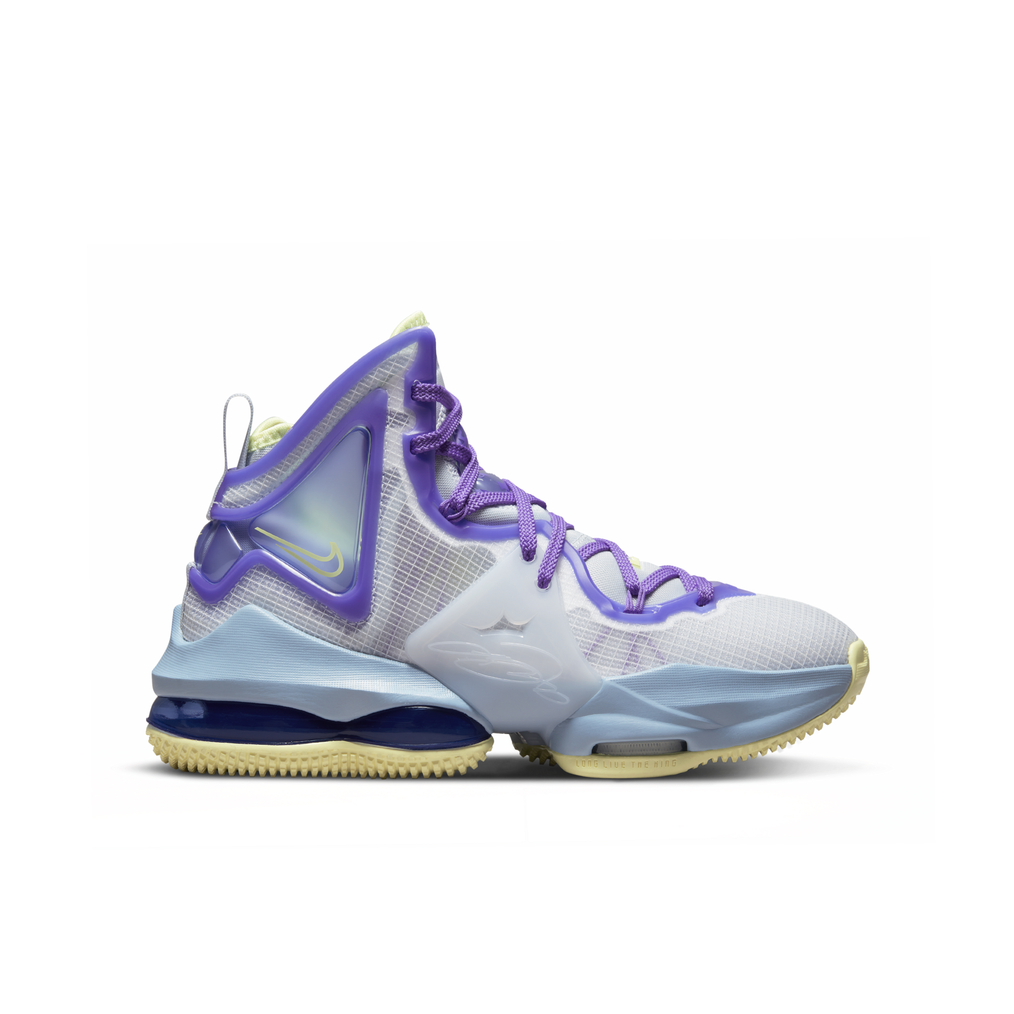 footlocker lebron 19