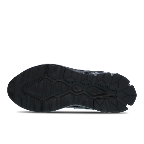 Asics Quantum 90 IV Image 6 of 6. Tap to open photo gallery.