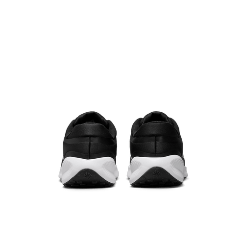 Nike Revolution 7 Image 3 of 9. Tap to open photo gallery.