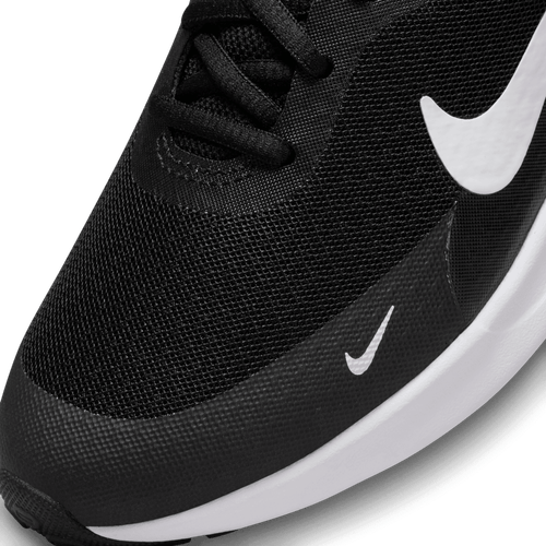 Nike Revolution 7 Image 7 of 9. Tap to open photo gallery.