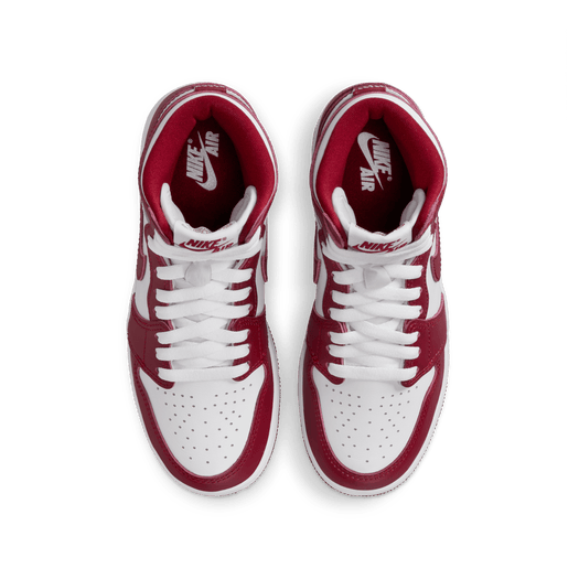 Jordan 1 Retro High OG Image 4 of 8. Tap to open photo gallery.
