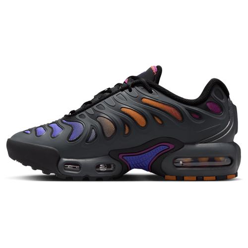 Nike Air Max Plus Drift Image 4 of 8. Tap to open photo gallery.