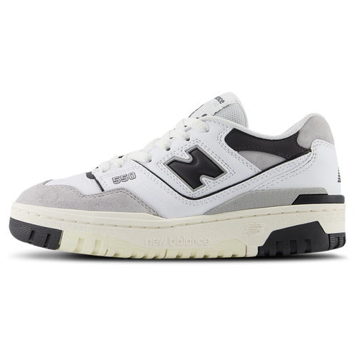New Balance 550 Image 4 of 8. Tap to open photo gallery.