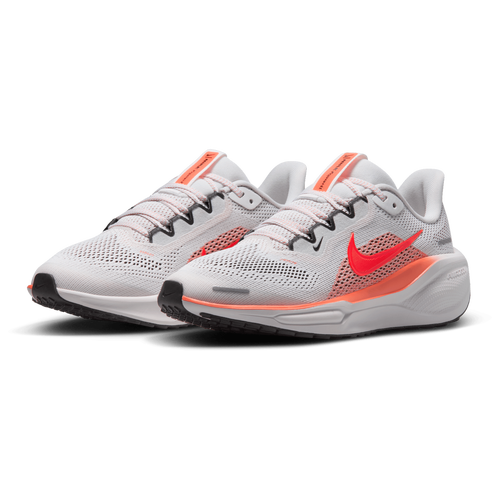 Nike Pegasus 41 Image 2 of 8. Tap to open photo gallery.