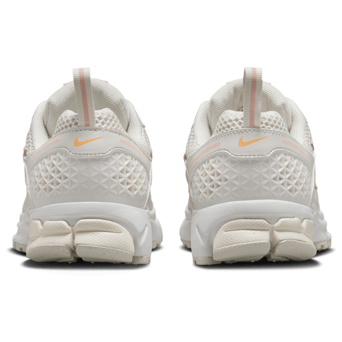 Nike Zoom Vomero 5 Image 3 of 8. Tap to open photo gallery.