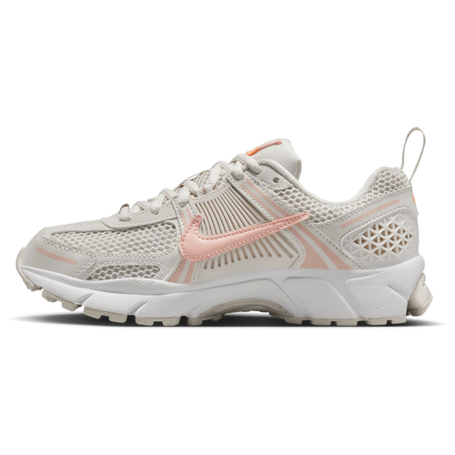 Nike Zoom Vomero 5 Image 4 of 8. Tap to open photo gallery.