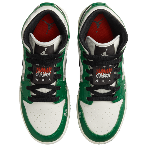 Jordan 1 Mid SE Image 5 of 8. Tap to open photo gallery.
