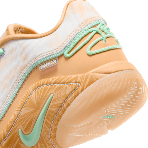 Nike LeBron 22 Image 8 of 10. Tap to open photo gallery.