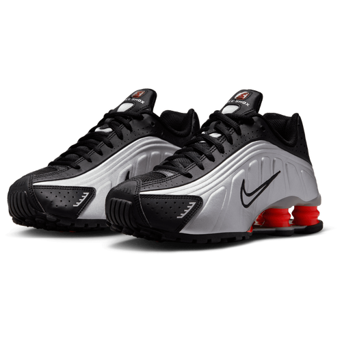 Nike Shox R4 Image 2 of 8. Tap to open photo gallery.