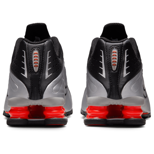Nike Shox R4 Image 3 of 8. Tap to open photo gallery.